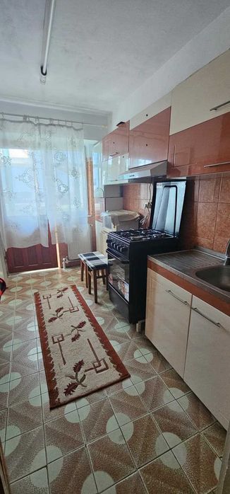 Inchiriez Apartament  2 camere - Mobilat si utilat - Decomandat