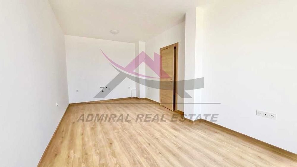 Продава се Двустаен апартамент в Варна, Възраждане 3 - 55 кв.м за 2000 €/кв.м - Снимка #3