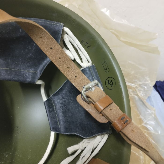 Каска, новая СССР.