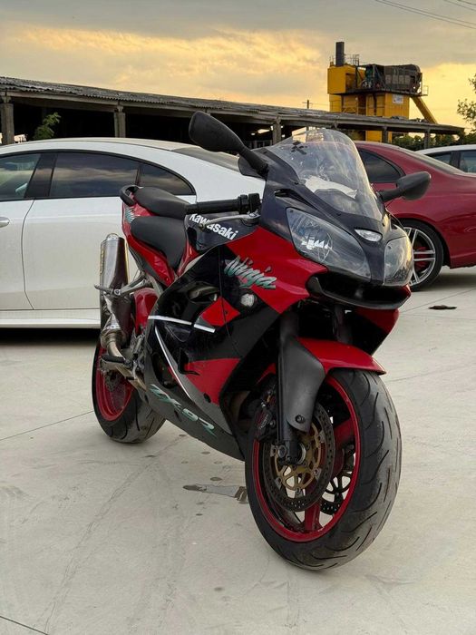 kawasaki zx r - Vehicule pentru dezmembrare | OLX.ro