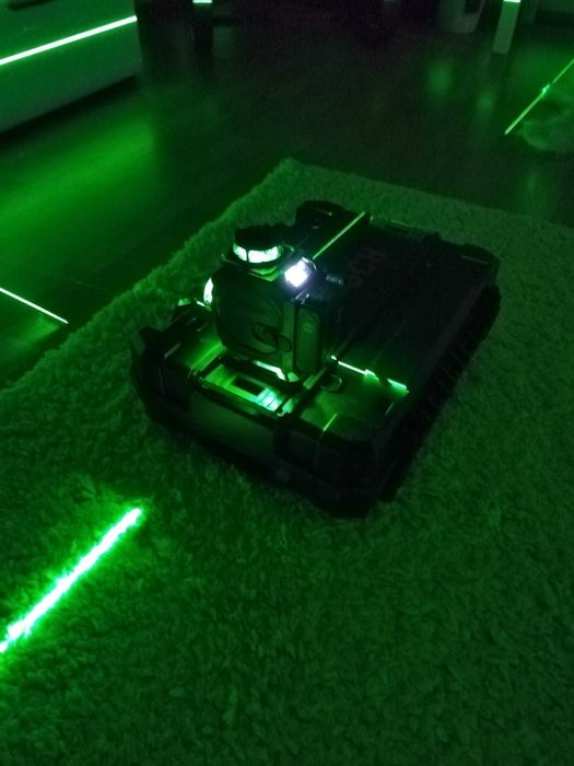 Nivela laser 4 directii Bosch - Produs nou