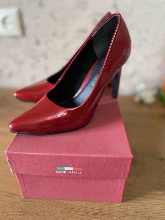 Продам туфли