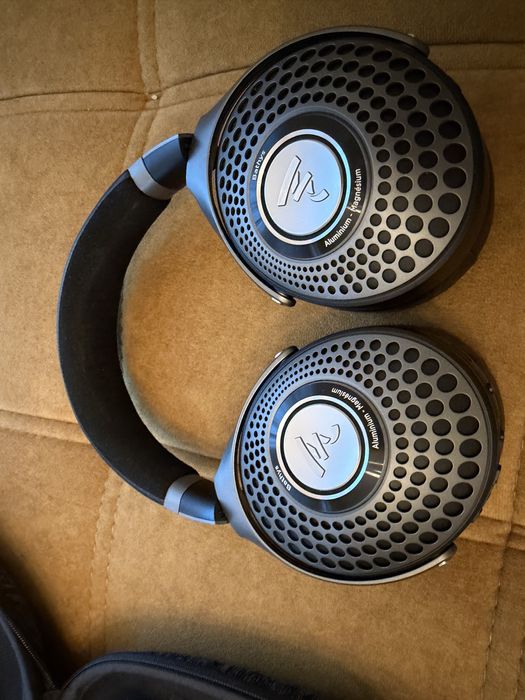 Casti over ear Focal Bathys negre