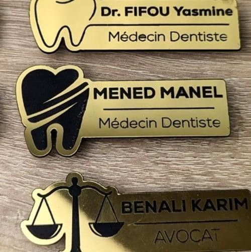 Бейджики под заказ — пластик, акрил, ПЭТ, фанера, нержавейка