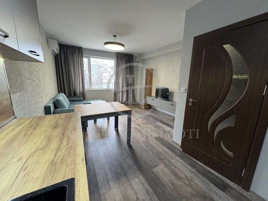 Реф. 3602 Страхотен Двустаен Обзаведен Смирненски