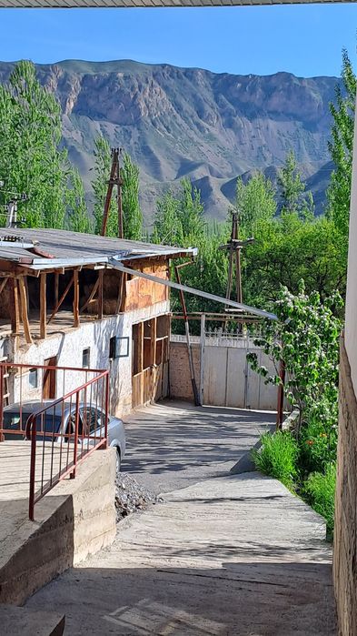 Алокада 1.3 сотихли ер сотилади.