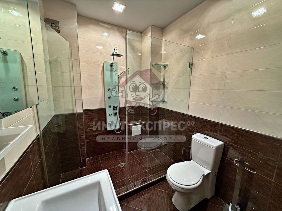 Продава се Тристаен апартамент в Асеновград - 101 кв.м за 1288 €/кв.м - Снимка #8