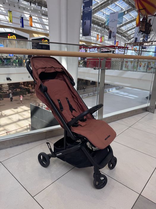 Продам коляску easywalker