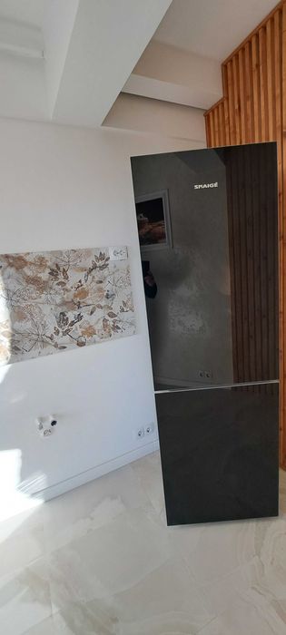 Frigider SNAIDE In stare foarte bună la cel mai bun preț.