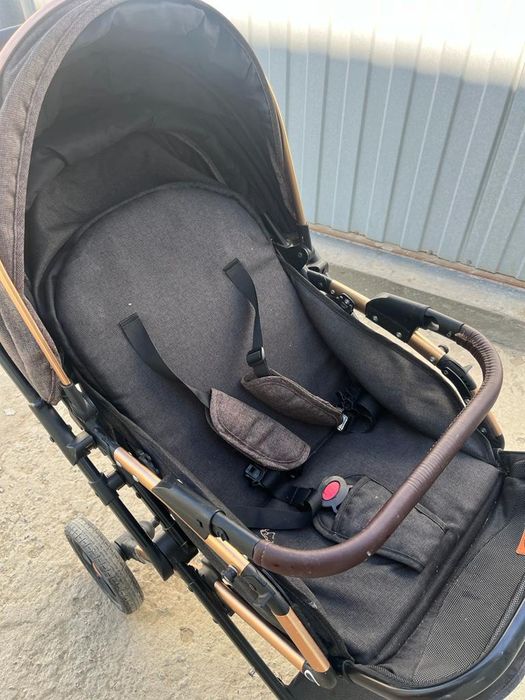 Коляска в хорошем состоянии