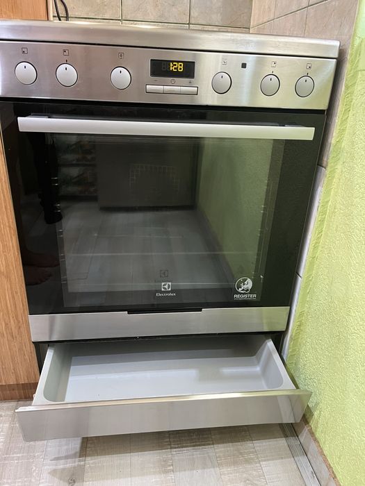 Фурна Electrolux