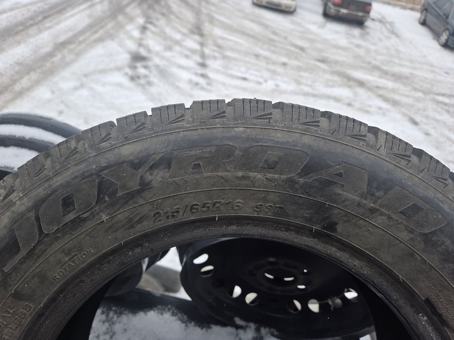 Продаю 215/65 r16