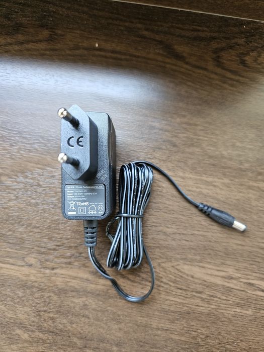 TP-Link blok pitaniya (adapter) sotiladi