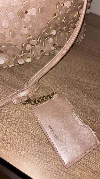 Geantă Nine west roz pudrat