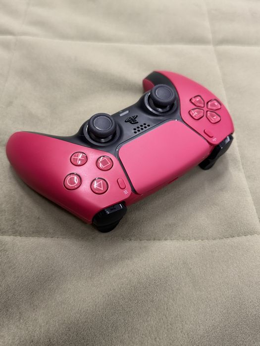 Sony DualSense PS5 красный