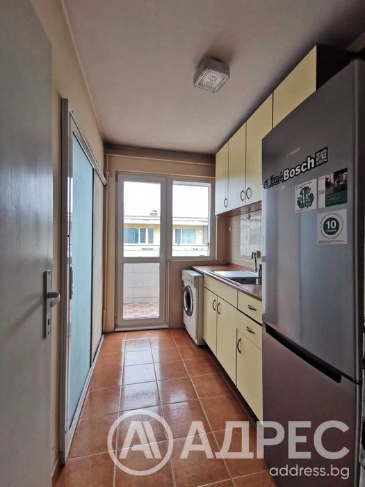 Продава се Тристаен апартамент в Русе, Център - 85 кв.м за 1706 €/кв.м - Снимка #3