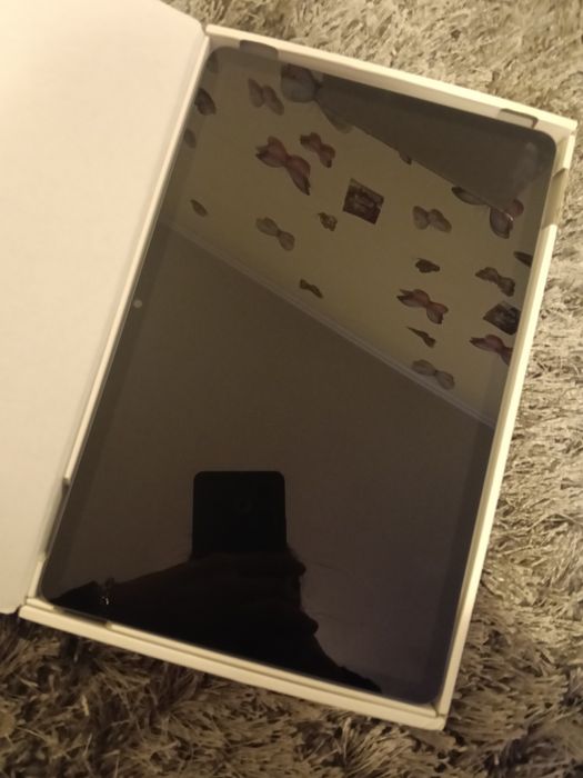 Vând tabletă Huawei