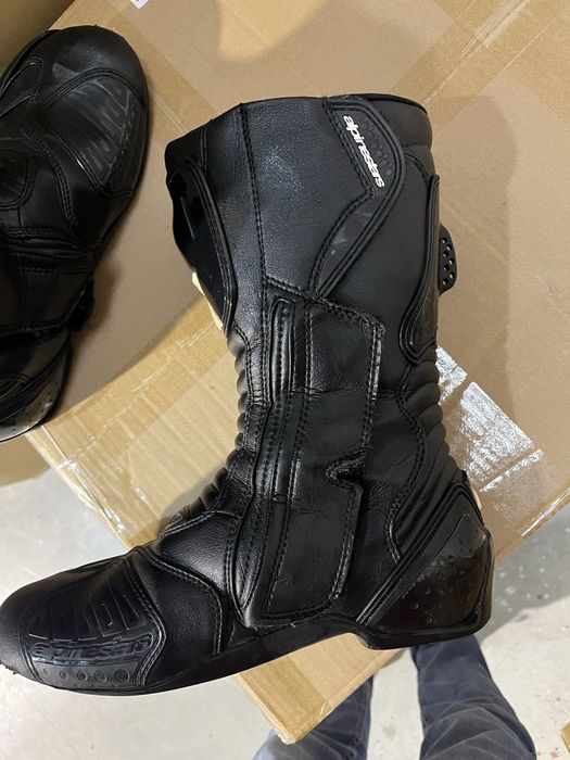 Cizme moto alpinestar in stare buna