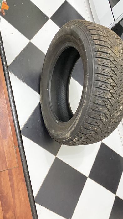 Продаю шины 215/60 r16