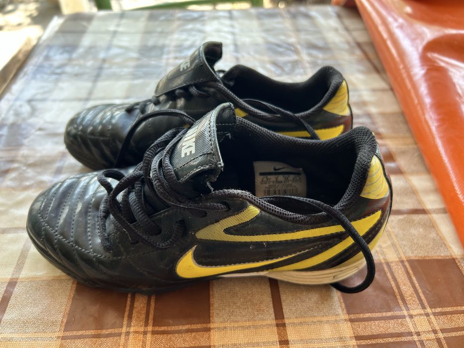 Футболни обувки Nike 34 номер