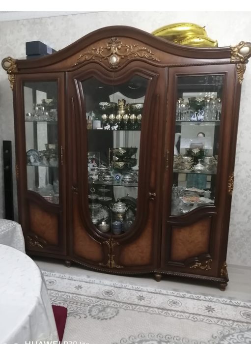 Меьель для гостиной в комплекте