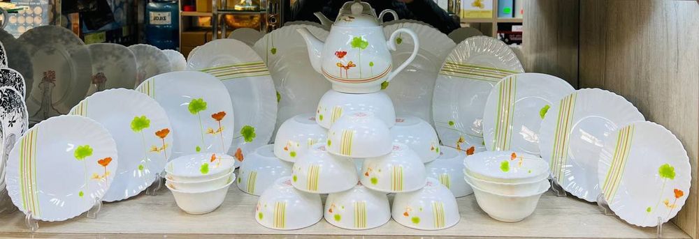 Posuda nabor komplekt.