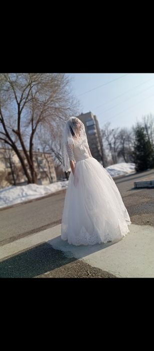 Свадебное платье