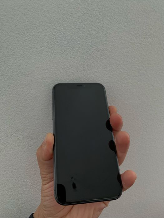 Айфон 11 , 127/79% хр 64/100