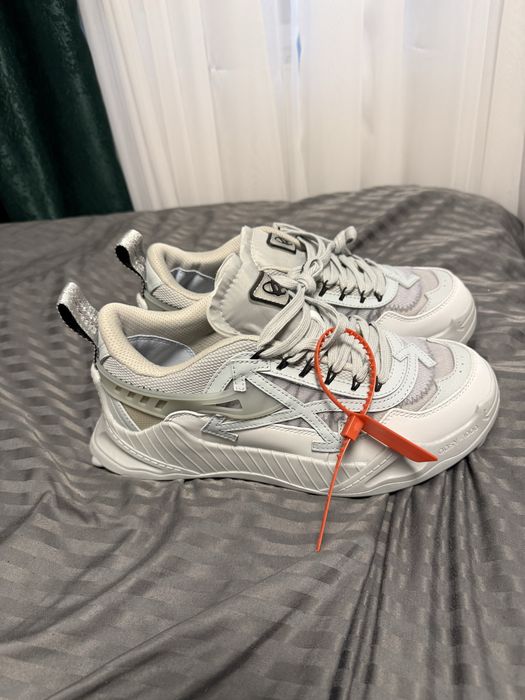 Off white Odsy 45 noi