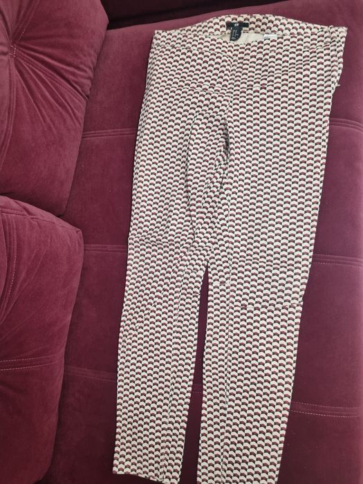 Vand pantaloni dama H&M marime 40