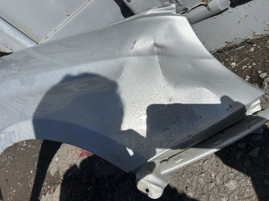 Крыло переднее лада веста , поавое,?оригинал