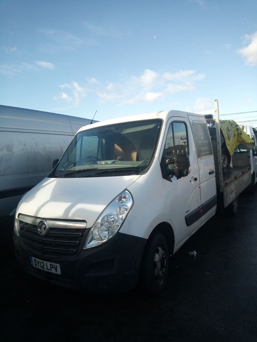 Dezmembrez Renault master punte dubla