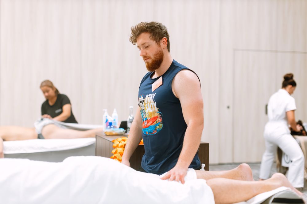 Masaj relaxare ,decontracturant-muscular,anticelulitic,sportiv.