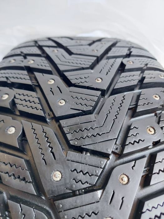Шины Hankook 215/55/17