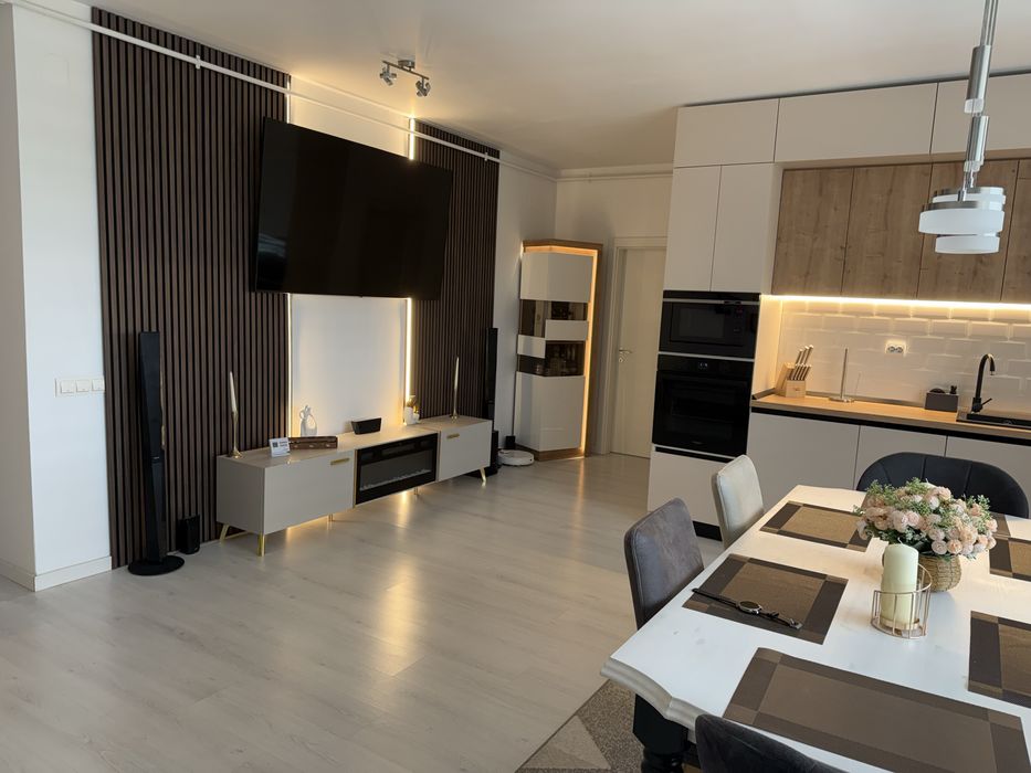 De Vanzare Apartament