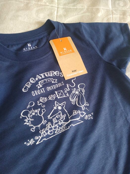 2 tricouri superbe noi, copii 7-8 ani