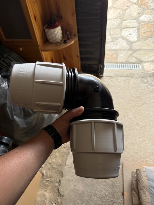 Plasson коляно 90° 90 за PE/HDPE тръба – ново (10 бр.)
