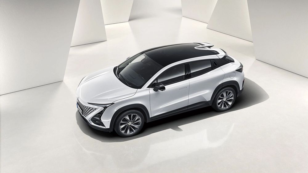 Changan Uni-T Автопарковка