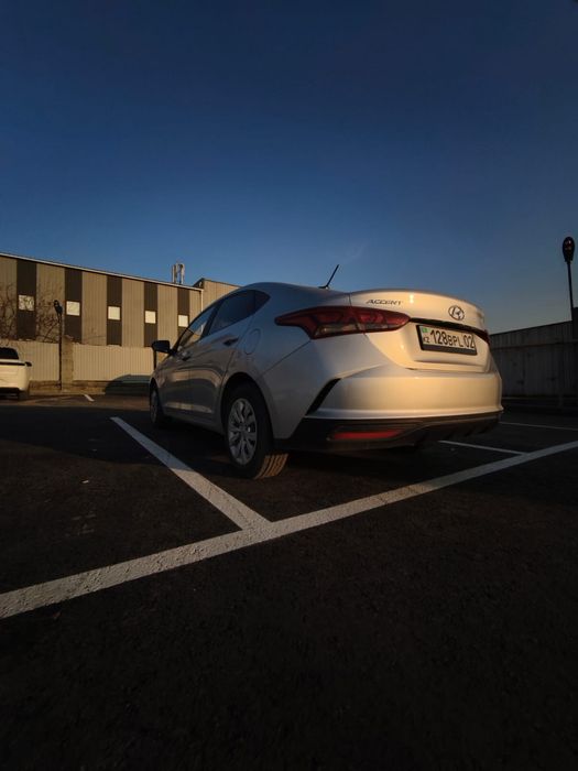 Продам машину хендай акцент