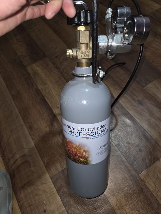 Butelie co2  in stare bună