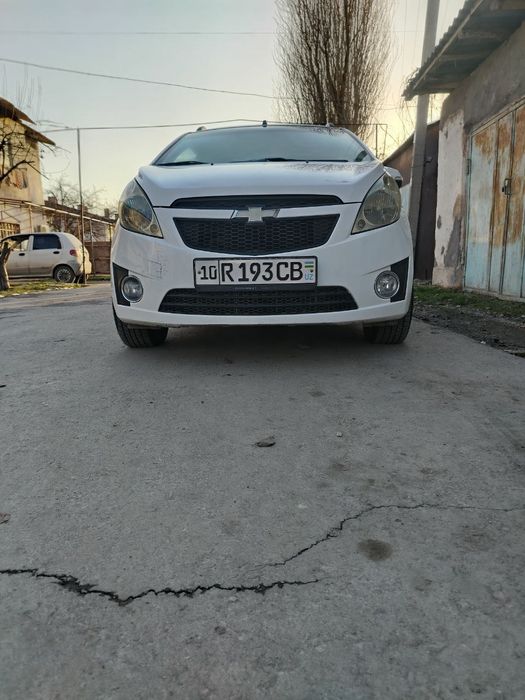 SPARK chevrolet 2