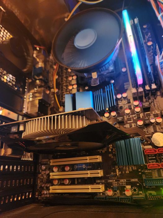 PC scoala / birou | 6 Core | 8GB RAM | SSD | WiFi