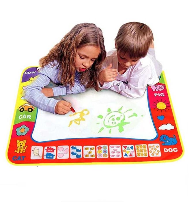 Водно килимче за рисуване с 2 маркера