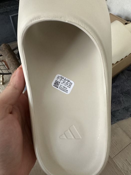 Adidas Yeezy Slide Bone