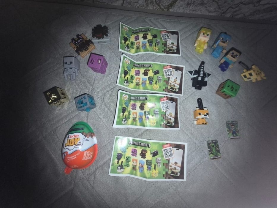 Продам фигурки Kinder joy Minecraft