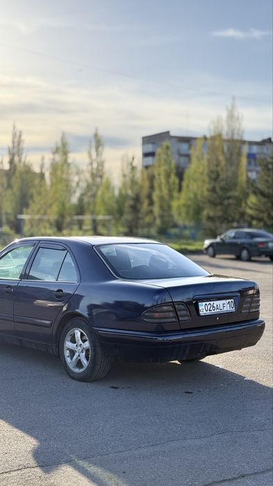 Продам мерседес е230