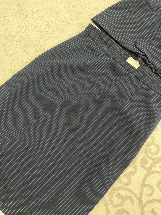 пиджаки и кофты по 2 тыс- 5 тыс