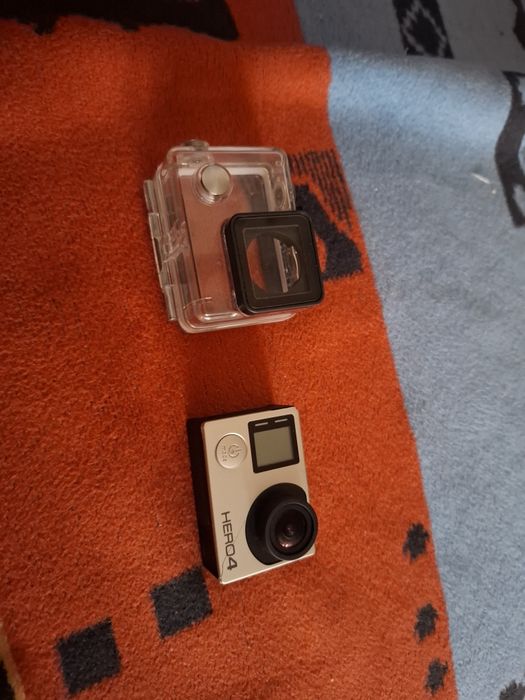 Vând gopro hero 4 funcțional