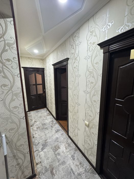 СРОЧНО ПРОДАЕТСЯ Банковский 3 ком кв на ХУВАЙДО мБЕРУНИЙ 1 этаж 115кв