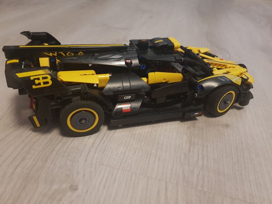 Bugatti Bolide lego сглобено